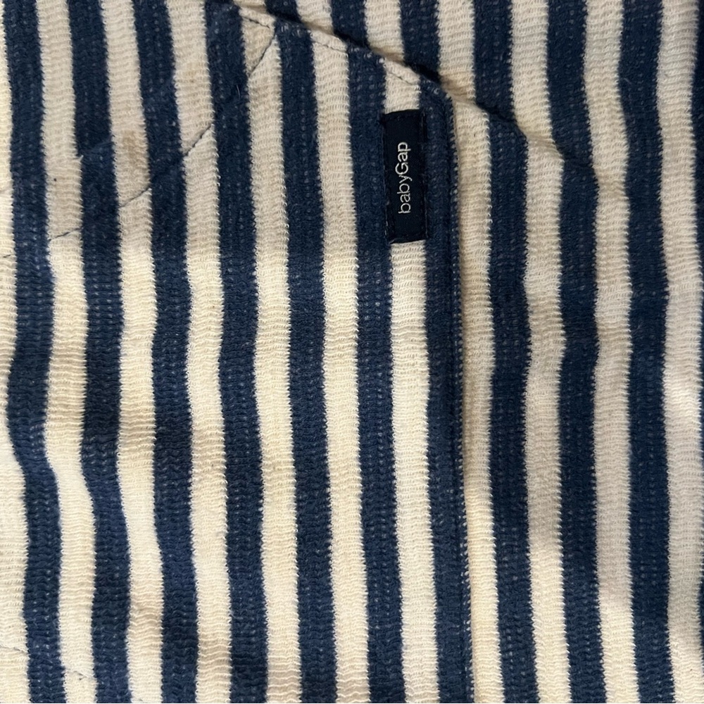 GAP Baby like new Navy and Cream Striped Baby Outfit - Picture 3 of 7